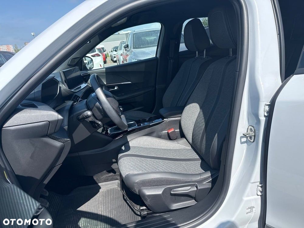Peugeot 2008 - 9