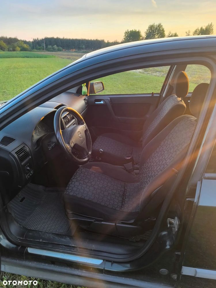 Opel Astra - 13
