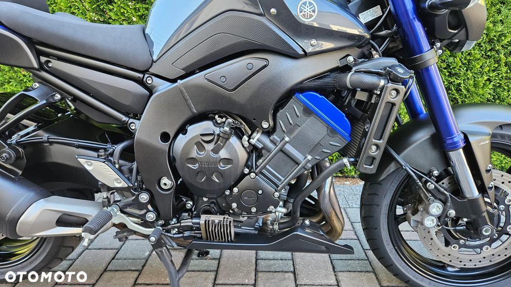 Yamaha FZ8 - 13