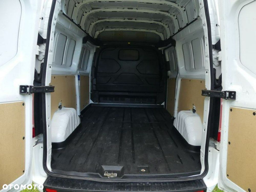 Ford Transit Custom - 9