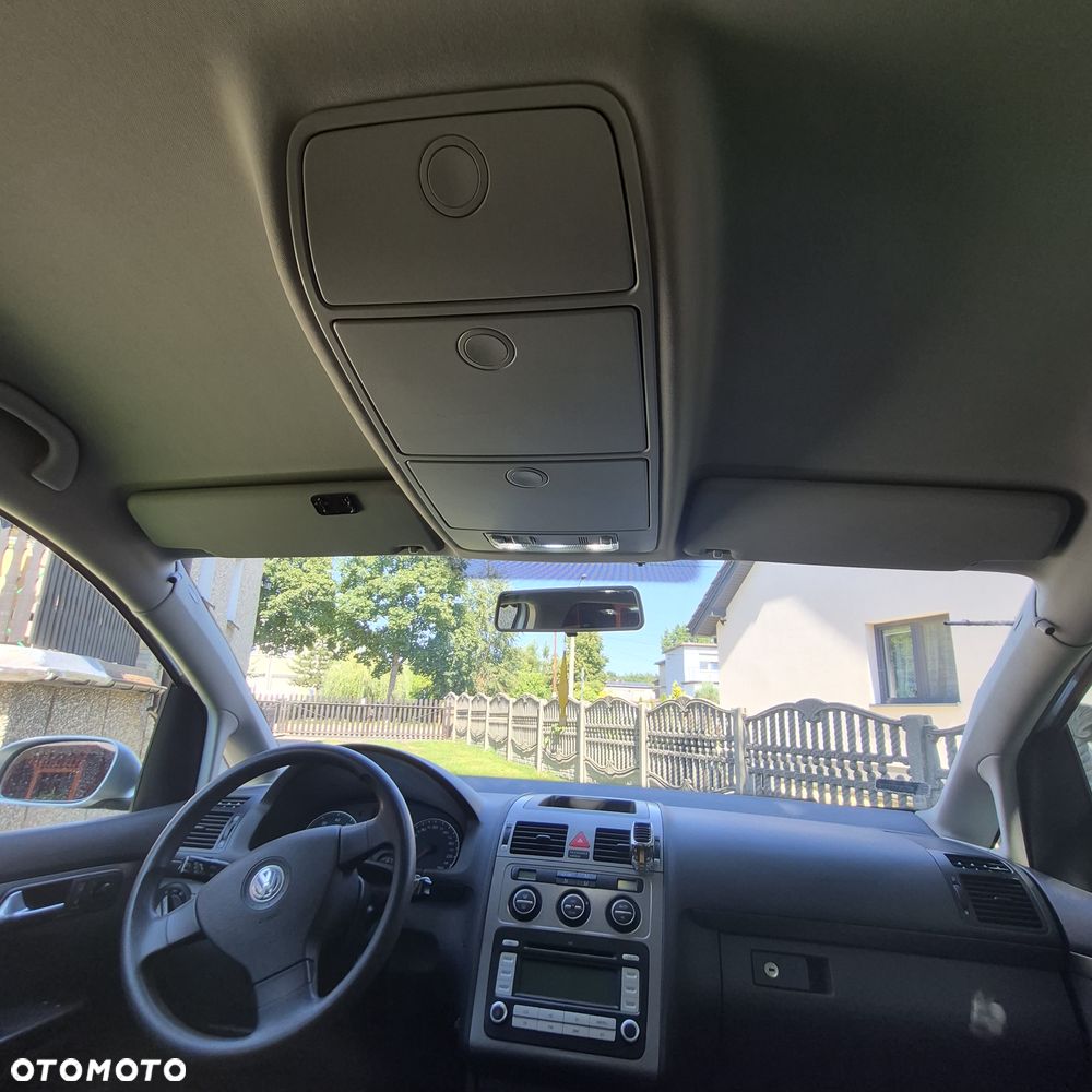 Volkswagen Touran 1.6 - 12