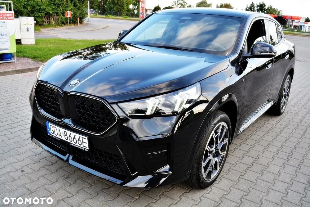BMW X2 xDrive20i Advantage Plus - 1