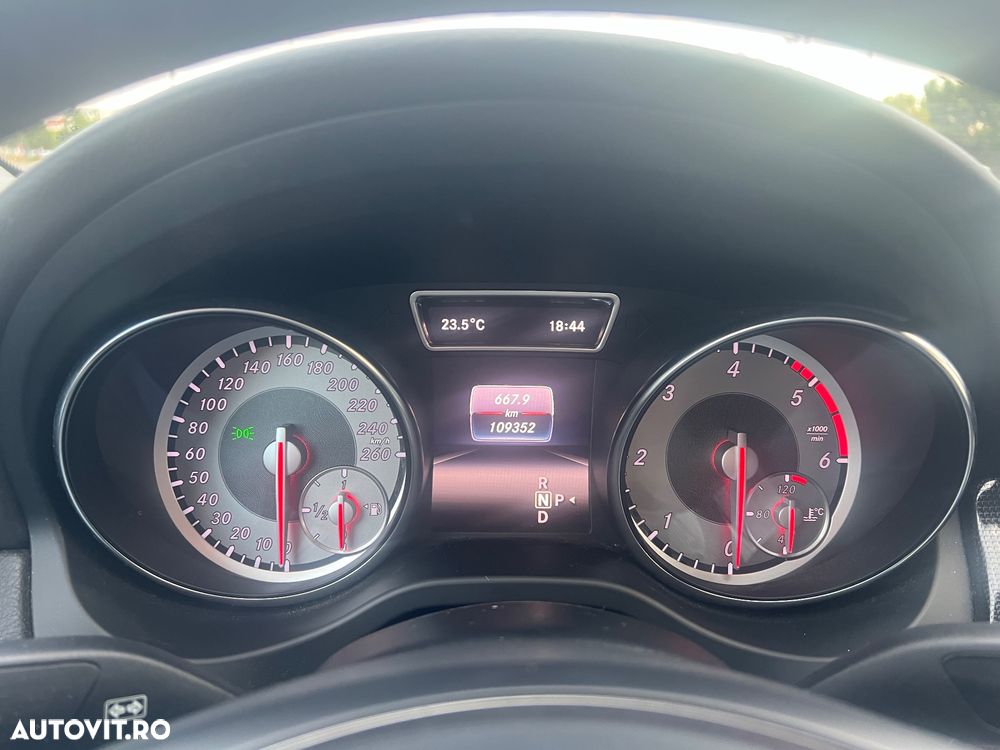 Mercedes-Benz CLA 180 - 2