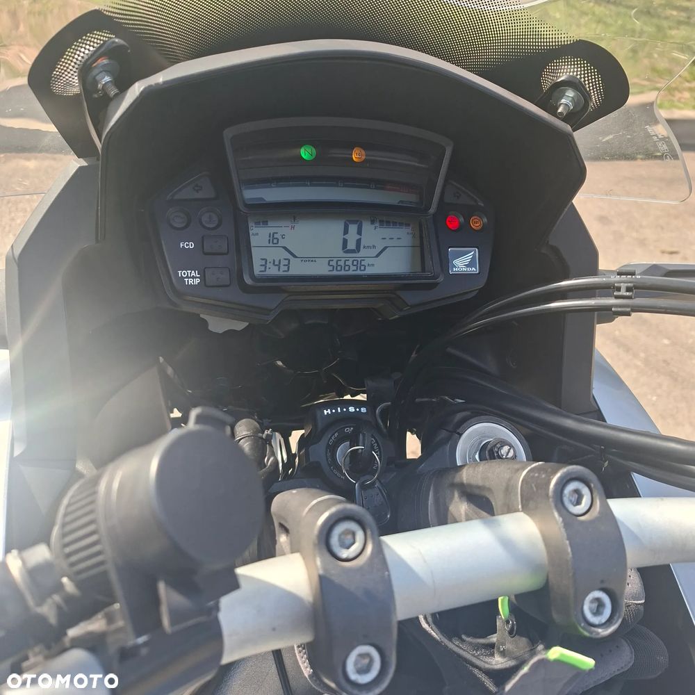 Honda VFR - 17