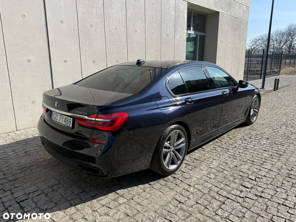 BMW Seria 7 750d xDrive sport - 33