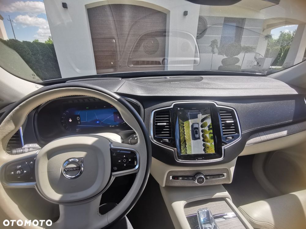 Volvo XC 90 - 30