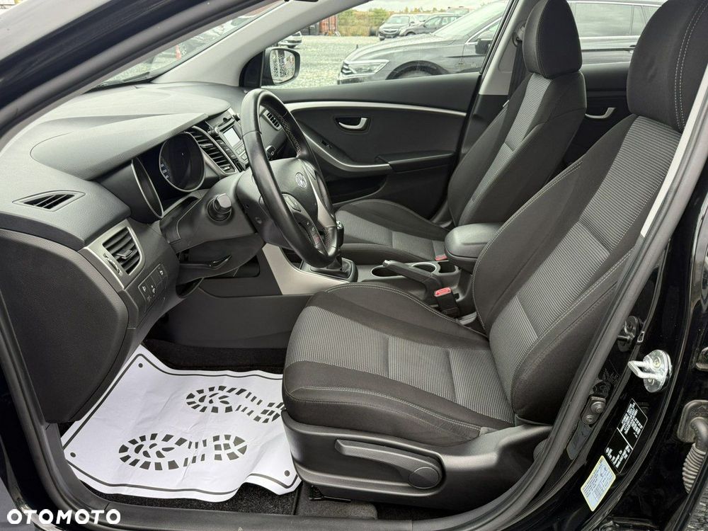 Hyundai i30 1.4 Fifa World Cup Edition - 12