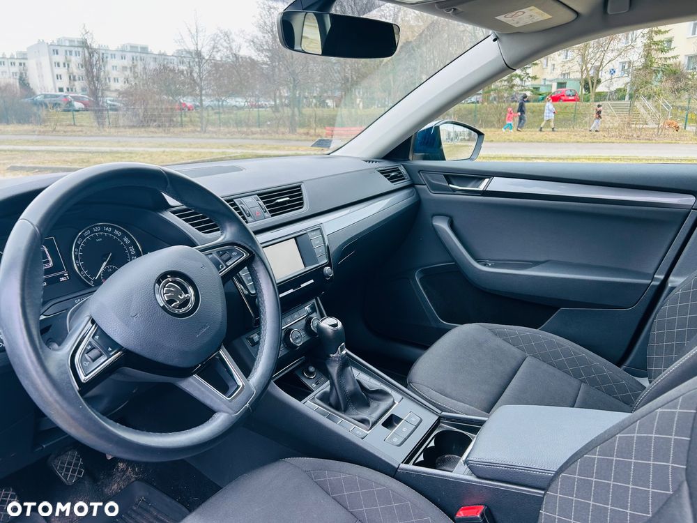 Skoda Superb 1.4 TSI ACTive - 6