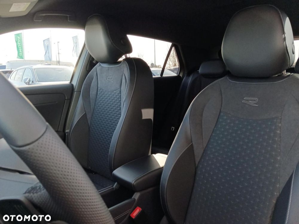 Volkswagen T-Roc - 18