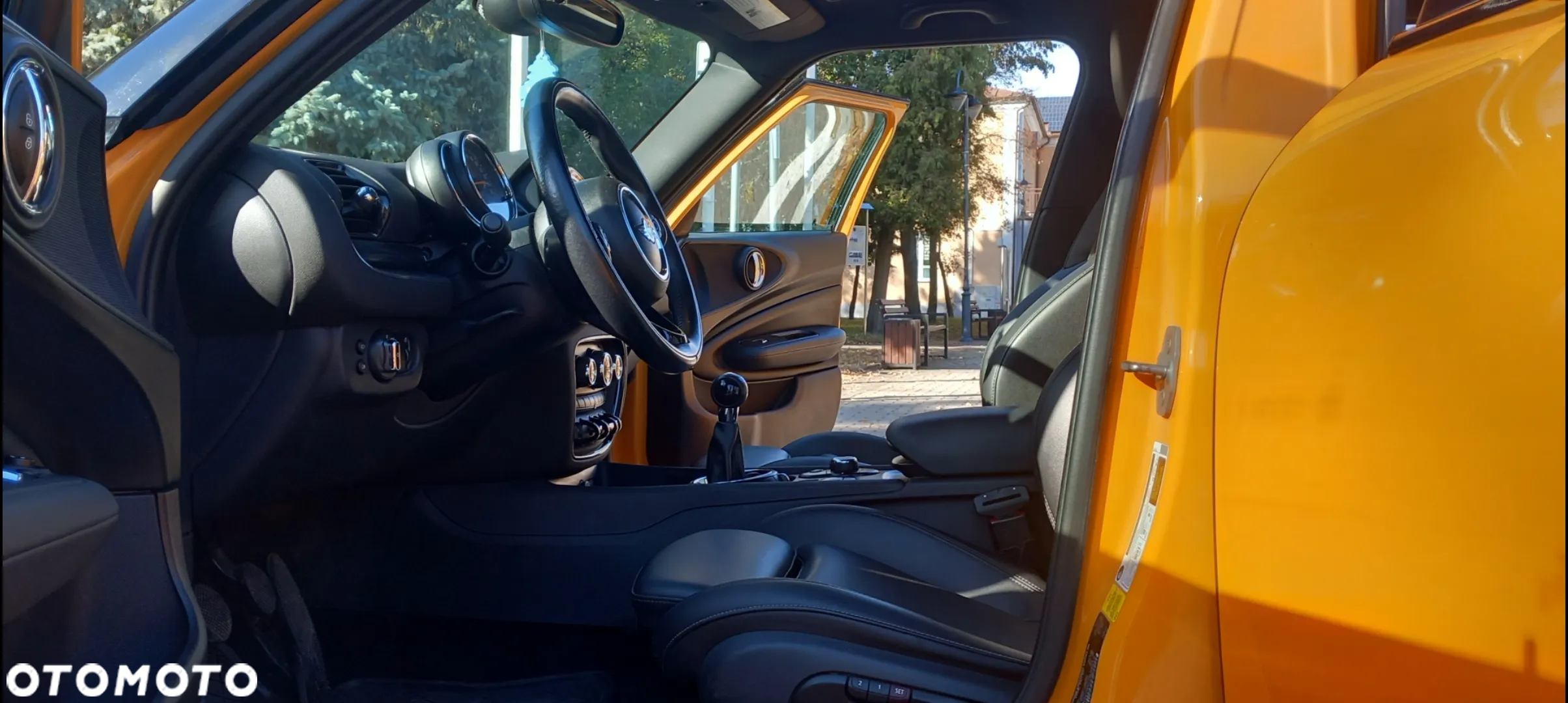 MINI Clubman Cooper Untold Edition - 30