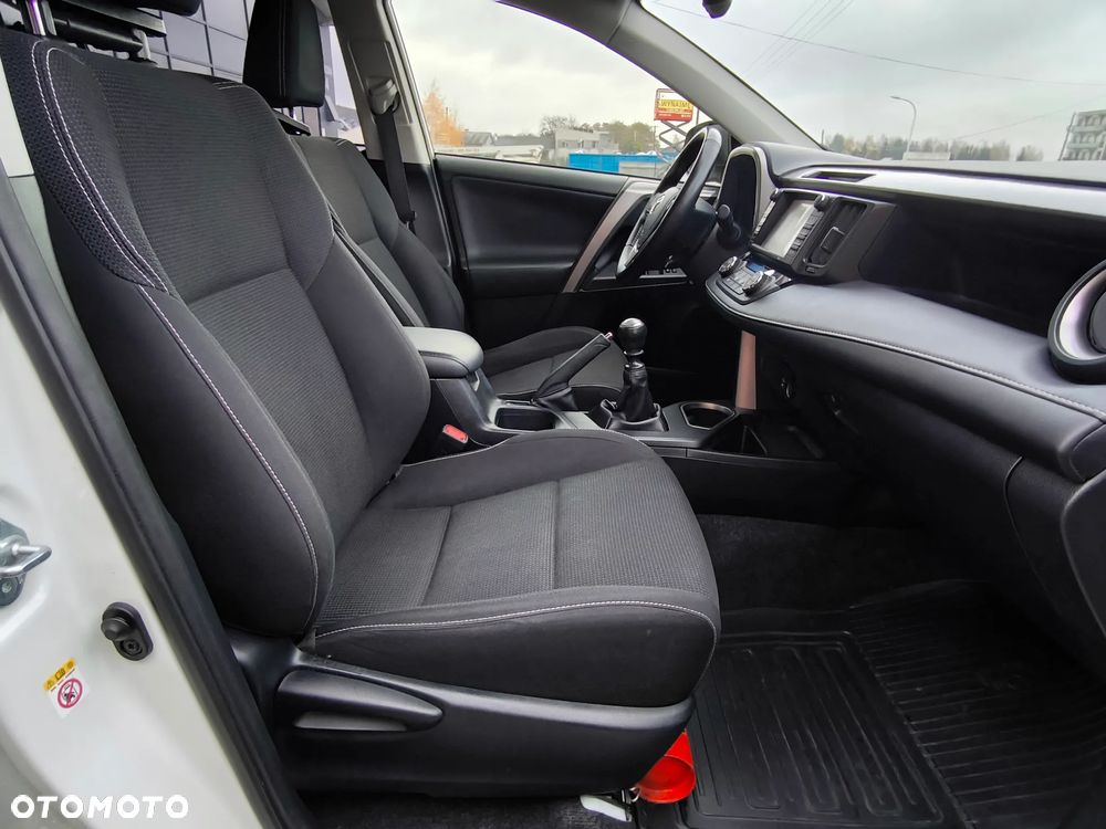 Toyota RAV4 2.0 D-4D 4x2 Start-Stop Executive - 22