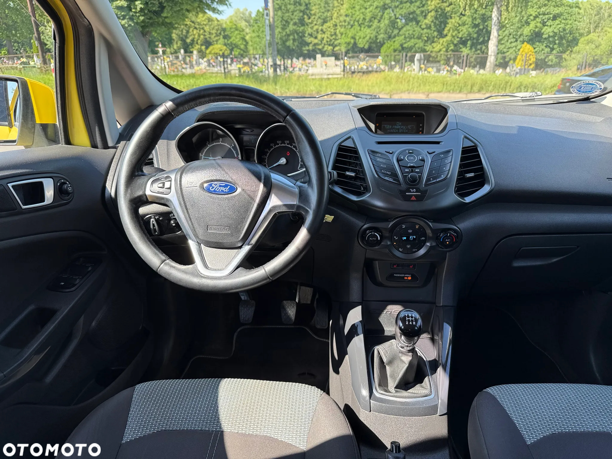Ford EcoSport 1.5 TDCi TITANIUM - 12