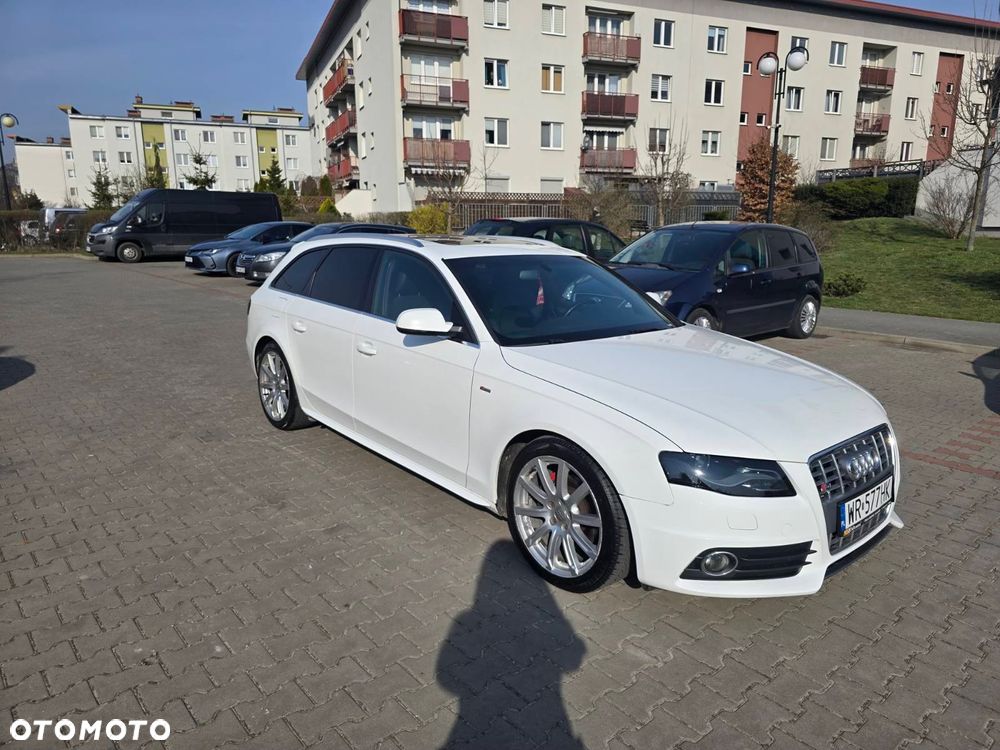 Audi A4 Avant 2.0 TDI - 4