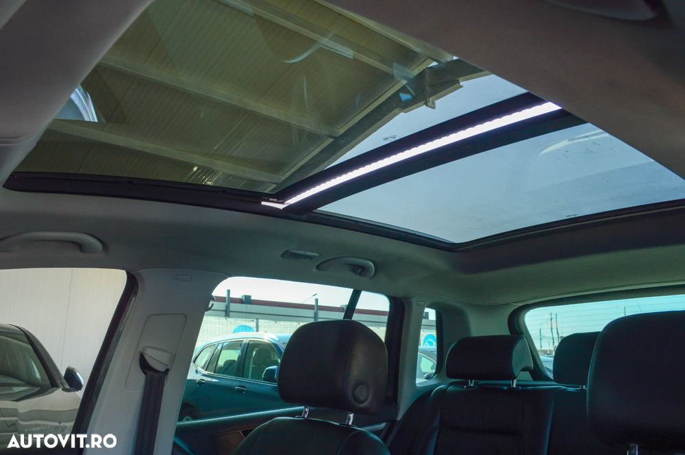 Volkswagen Tiguan 2.0 TDI DPF 4Motion BlueMotion Technology DSG Lounge Sport & Style - 25