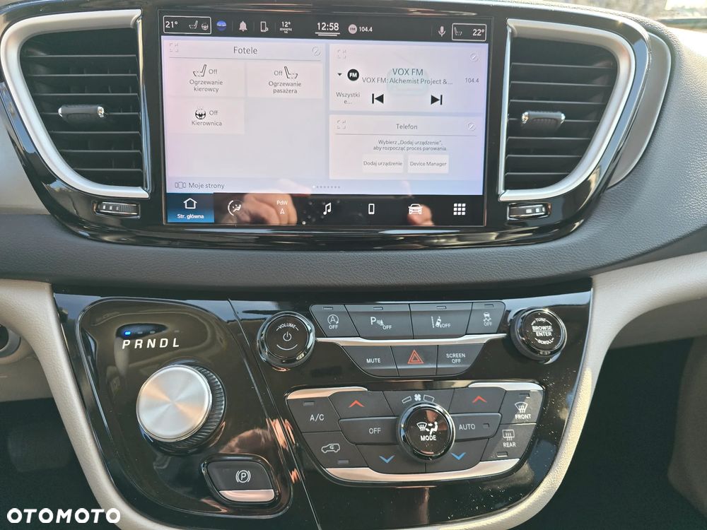 Chrysler Pacifica - 29