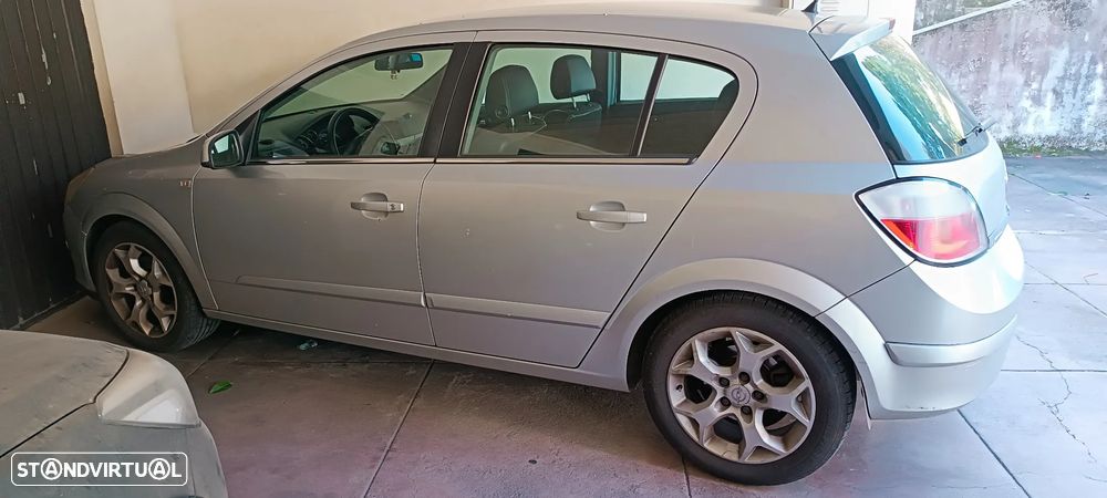 Opel Astra 1.7 CDTi Cosmo M6 - 16