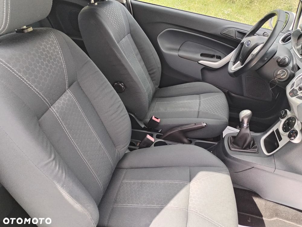 Ford Fiesta - 14