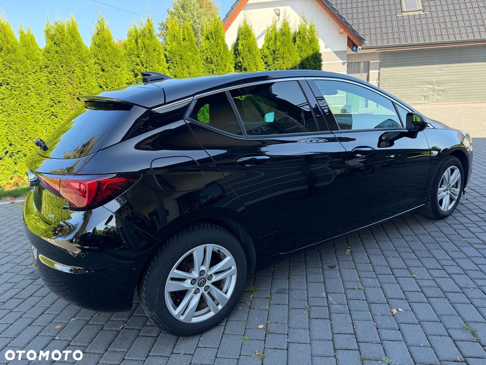 Opel Astra 1.6 D (CDTI) Start/Stop Dynamic - 10
