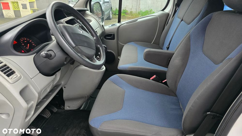 Renault Trafic - 9