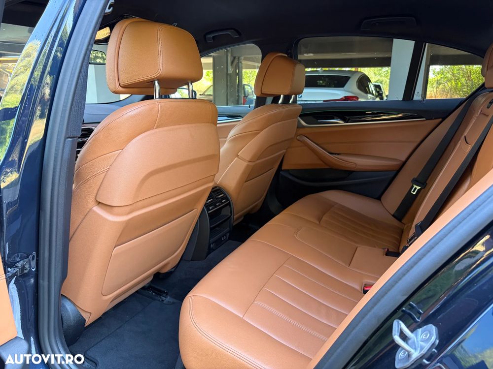 BMW Seria 5 520d xDrive AT - 7