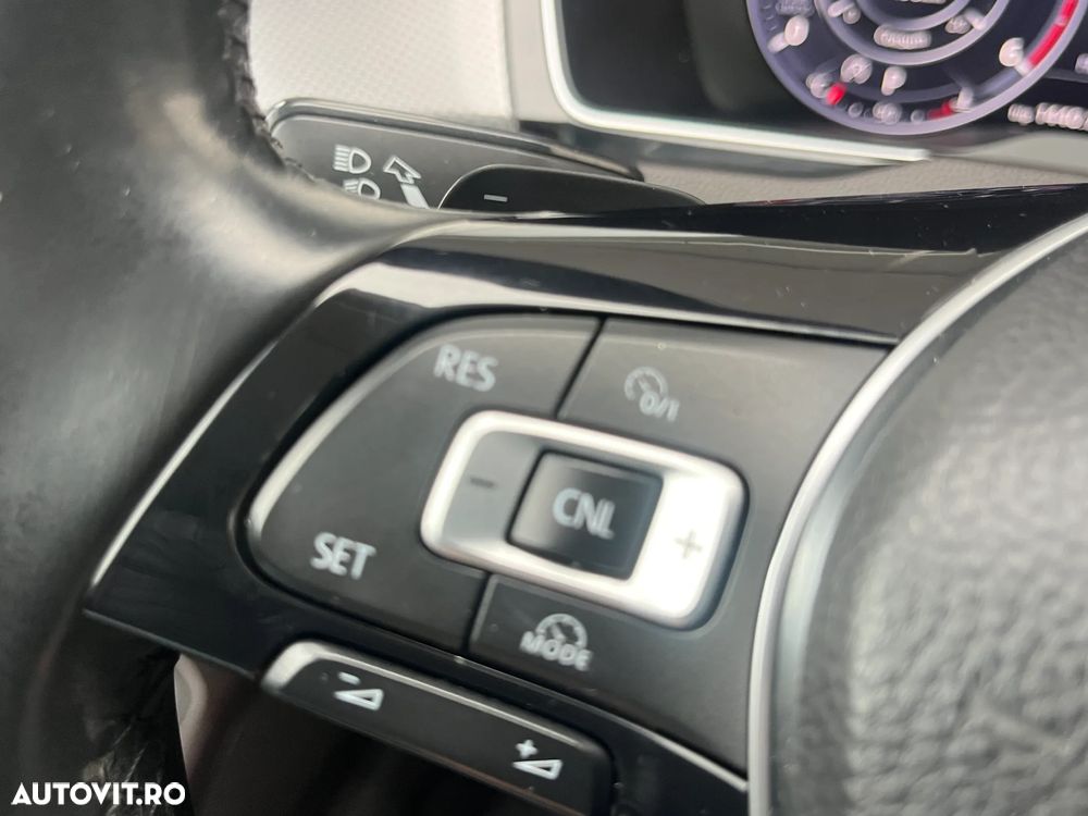 Volkswagen Passat Alltrack 2.0 TDI DSG 4Motion - 17