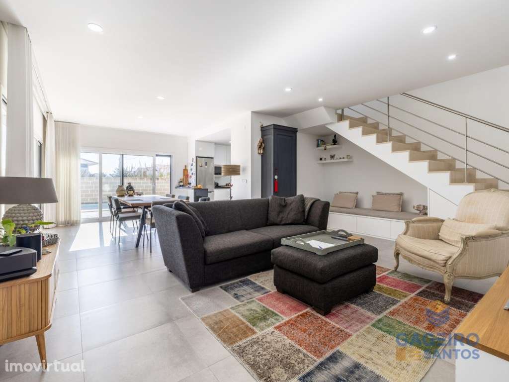 Moradia T4 - Moderna, Inteligente e Eficiente - Grande imagem: 3/60