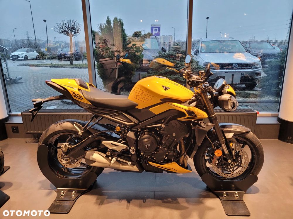 Triumph Street Triple - 2