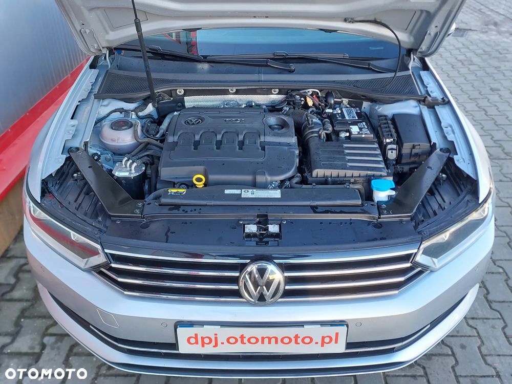 Volkswagen Passat - 14