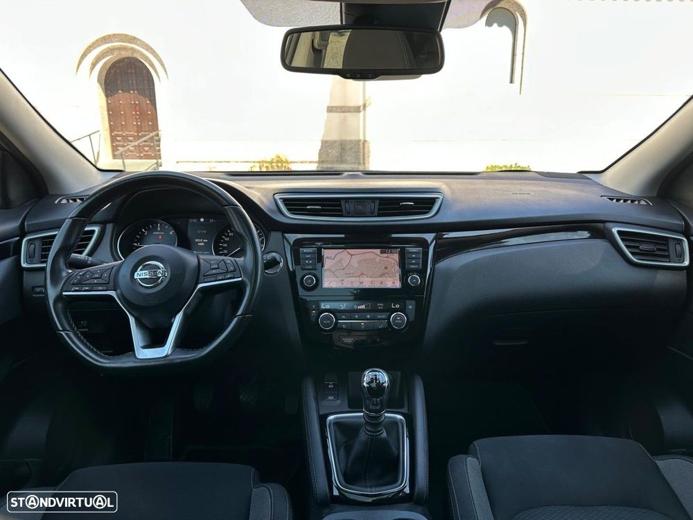 Nissan Qashqai 1.5 dCi N-Connecta J18+Led - 31