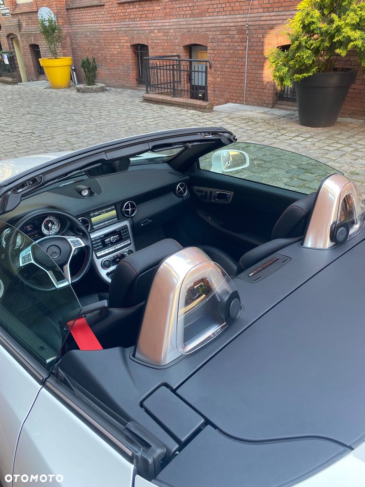 Mercedes-Benz SLK 350 - 12