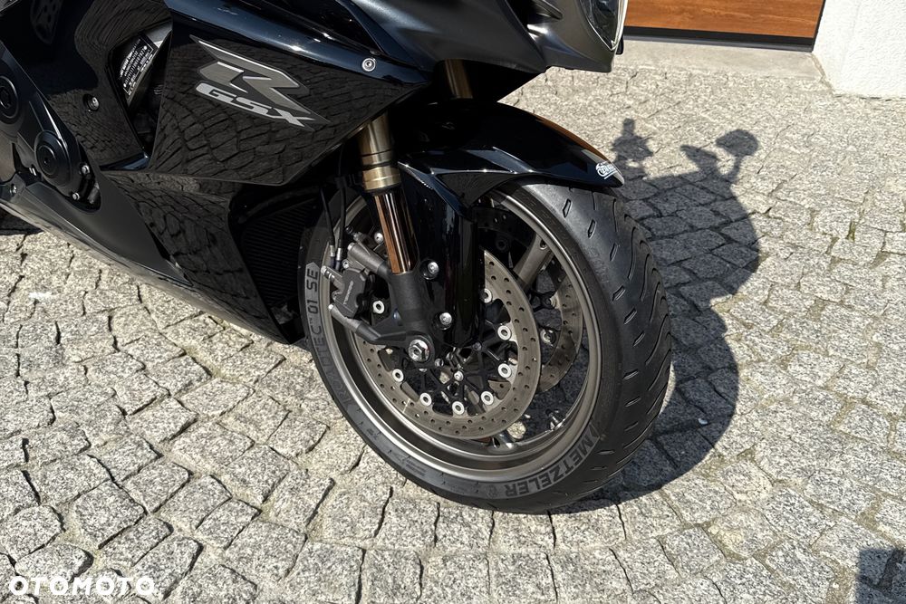 Suzuki GSX-R - 4