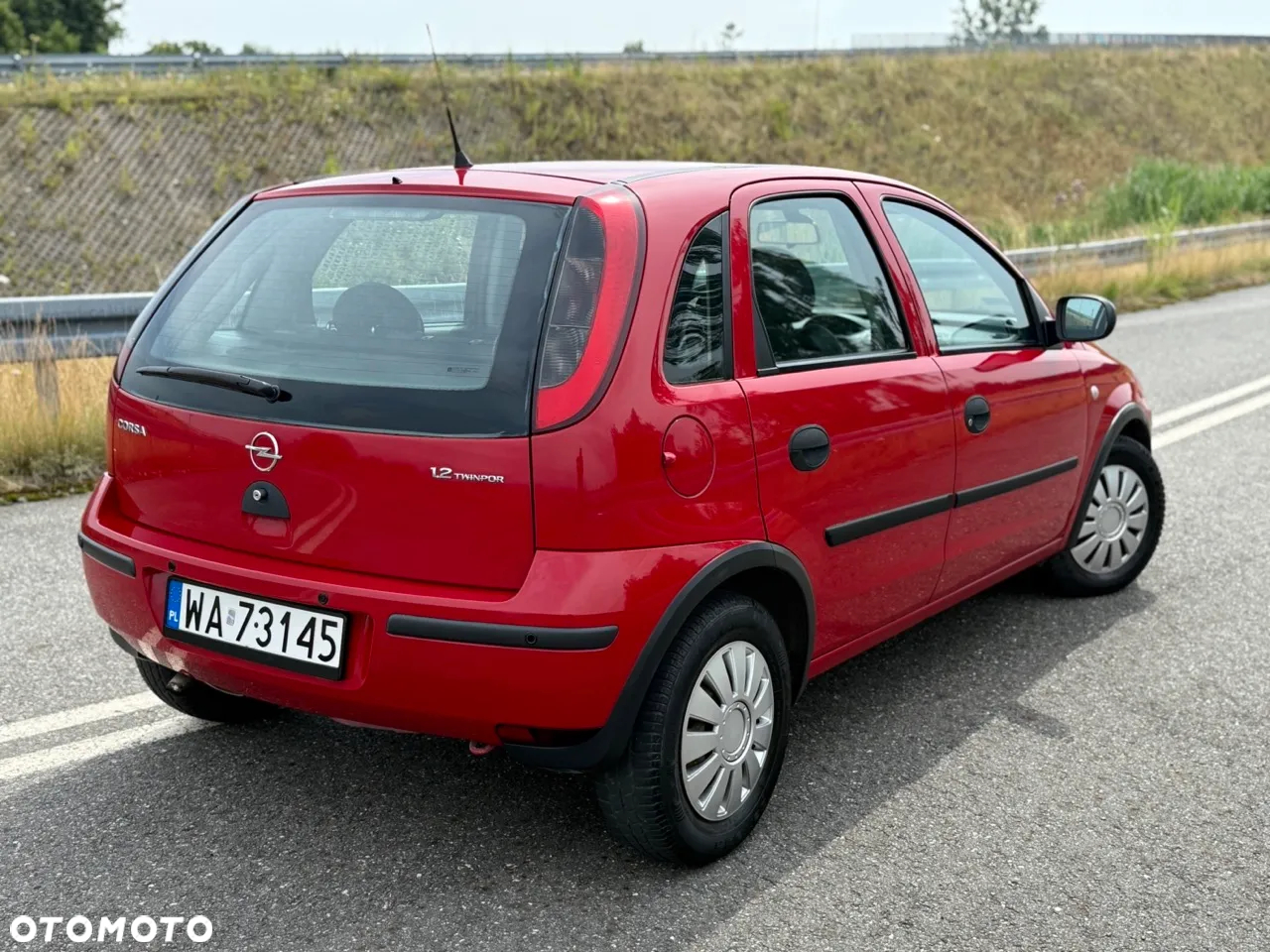Opel Corsa 1.2 16V Essentia - 5