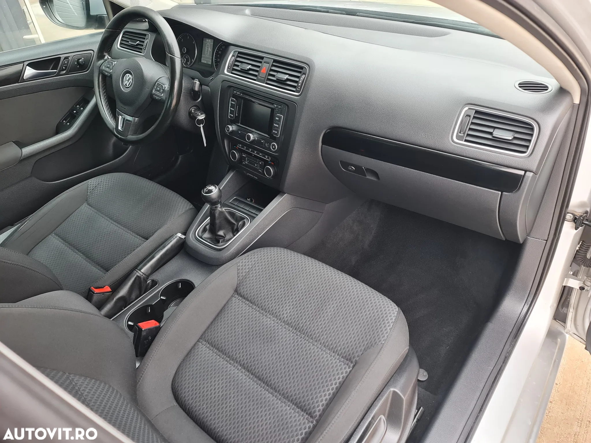 Volkswagen Jetta 1.6 TDI CR DPF Comfortline - 7