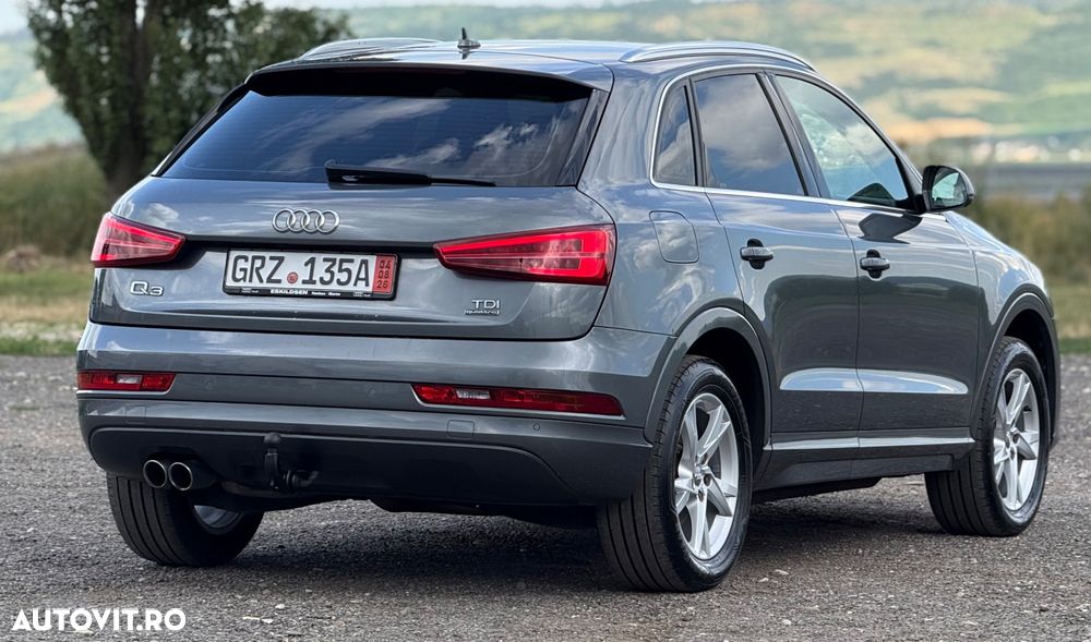 Audi Q3 2.0 TDI Quattro Stronic Sport - 5