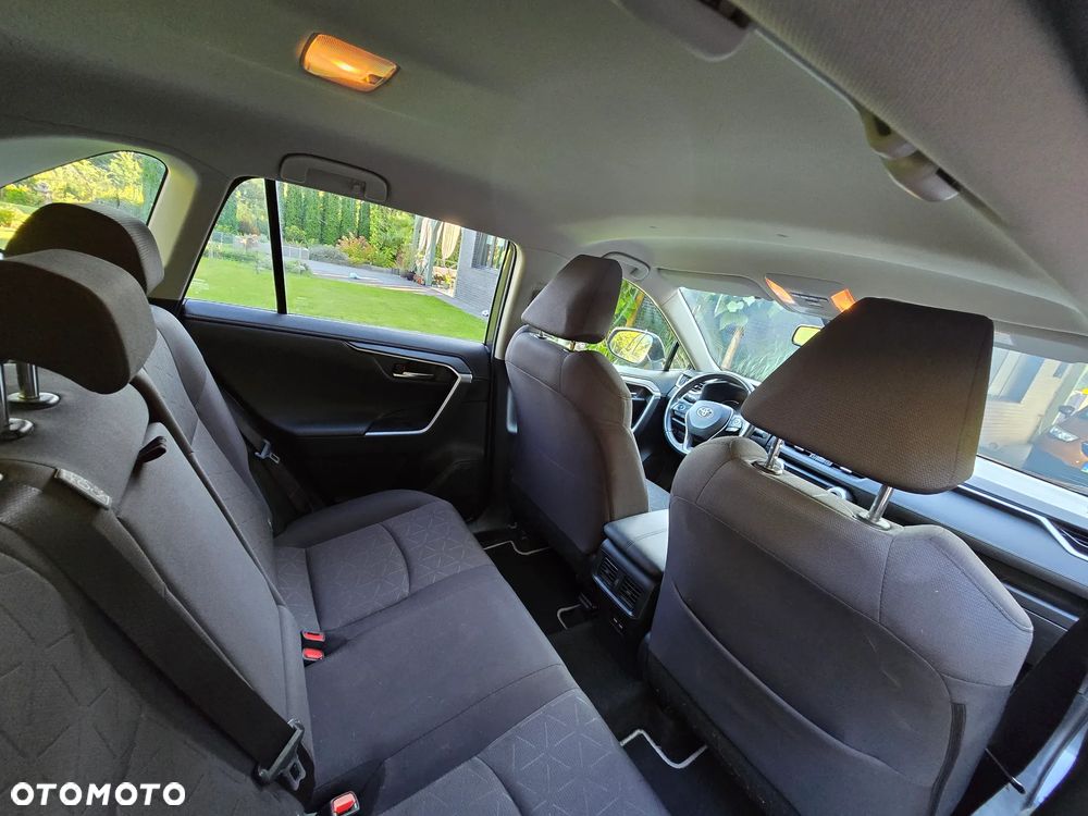 Toyota RAV4 - 7