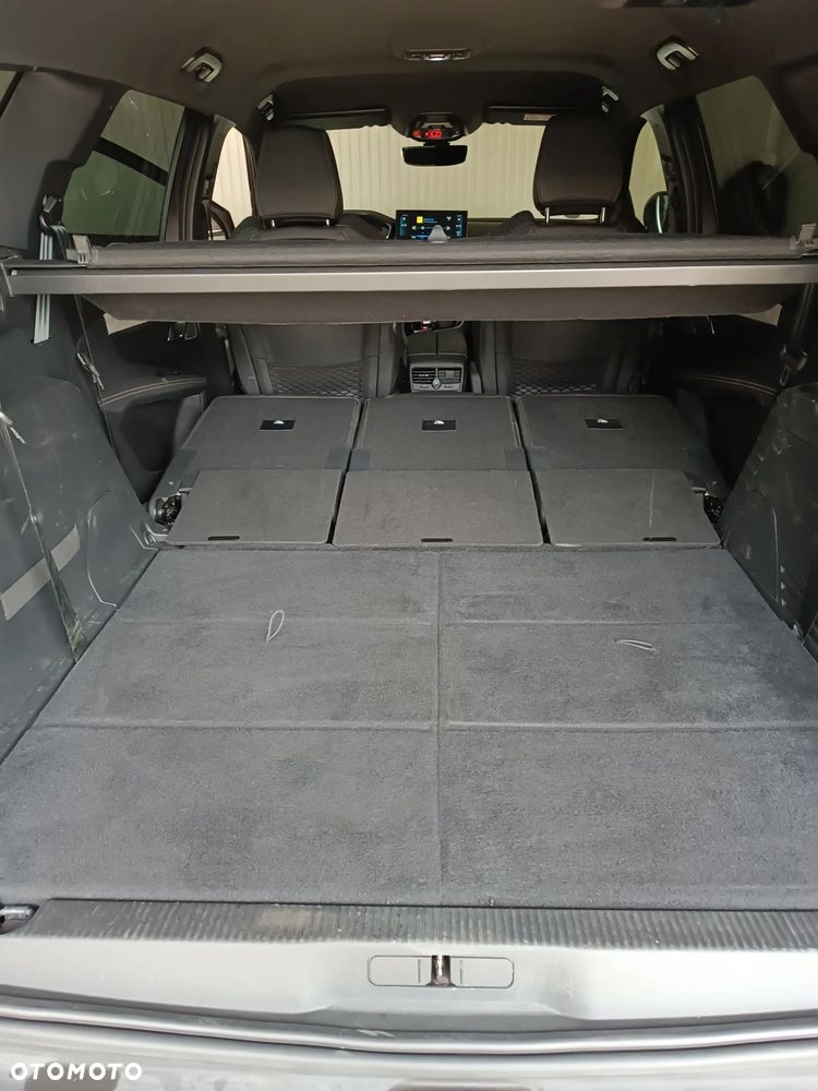 Peugeot 5008 Hybrid 136 e-DSC GT - 37