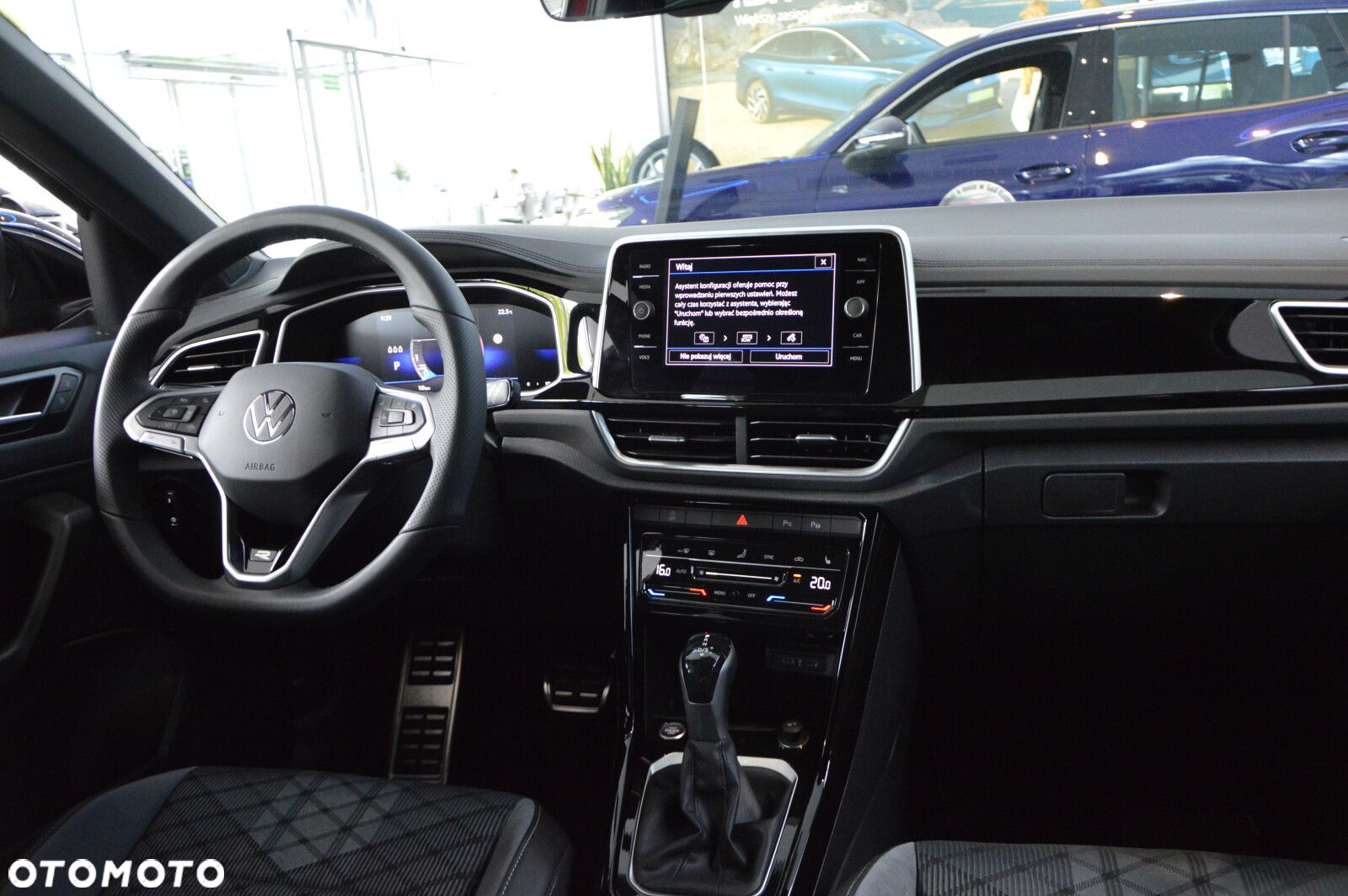 Volkswagen T-Roc - 14