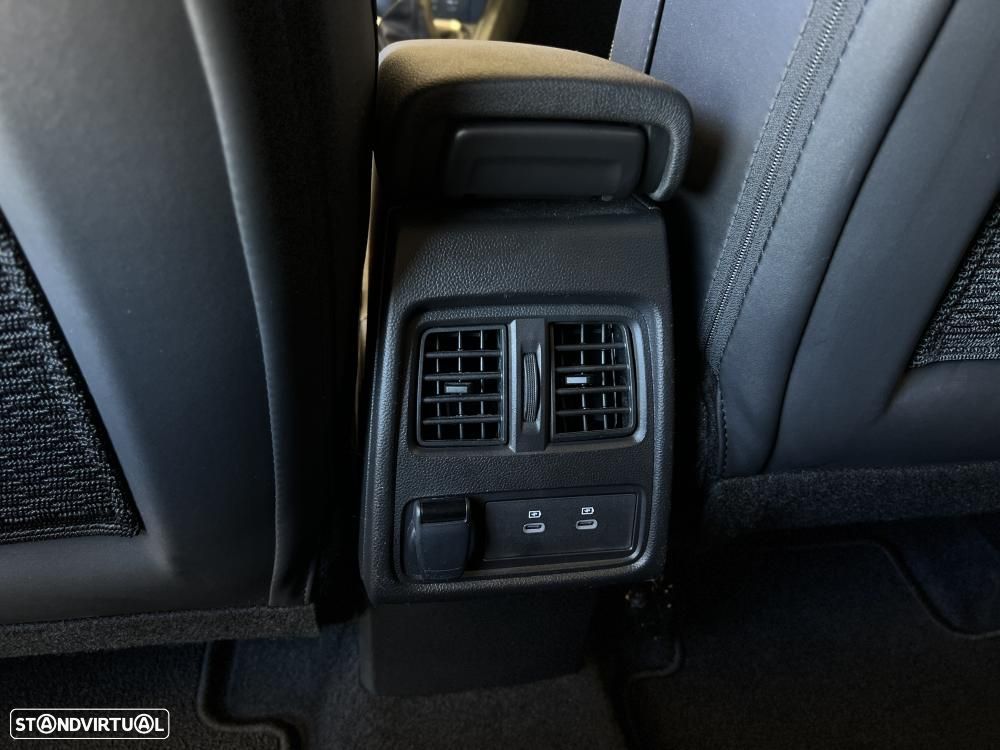 Renault Captur 1.0 TCe Techno Bi-Fuel - 9