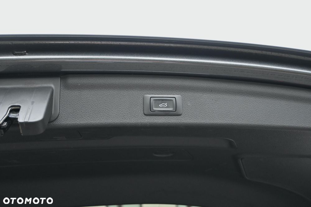 Audi Q3 35 TDI S tronic S line - 36
