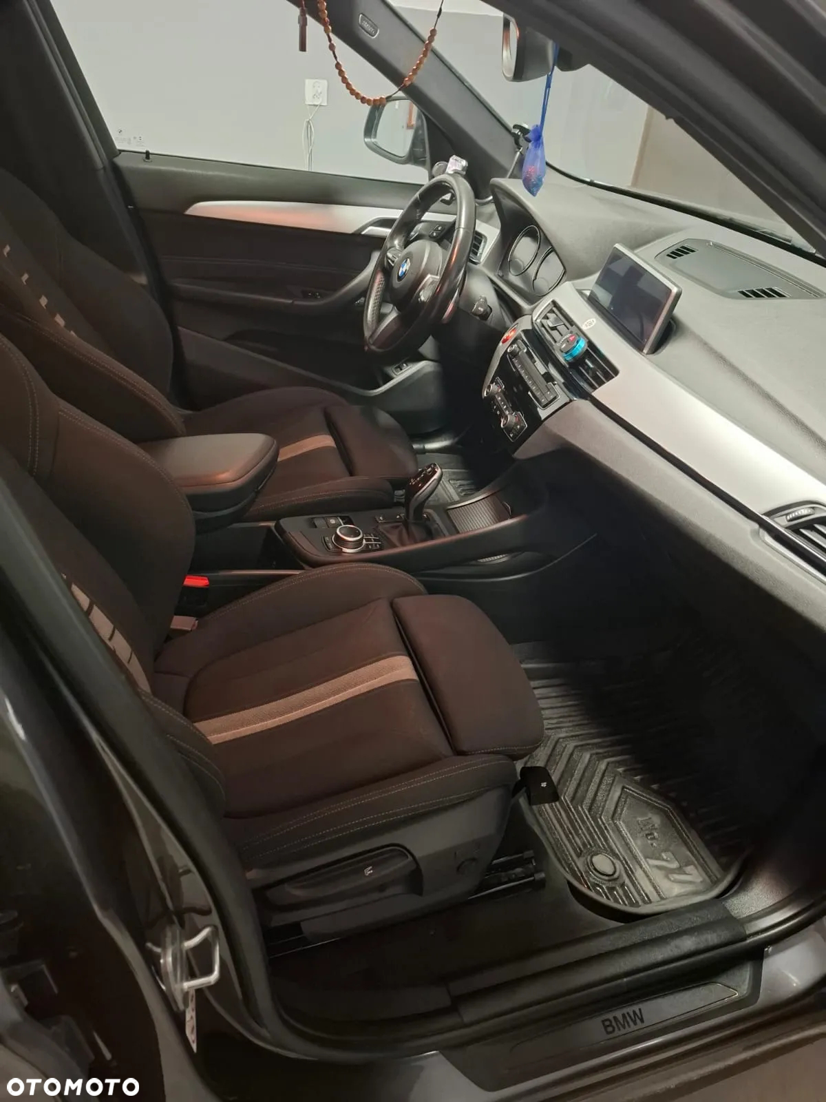BMW X1 sDrive18d - 12