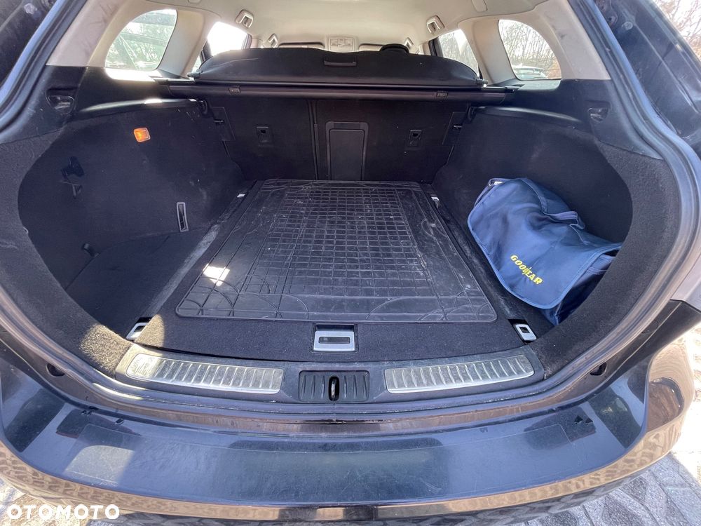 Toyota Avensis 1.8 Sol - 4