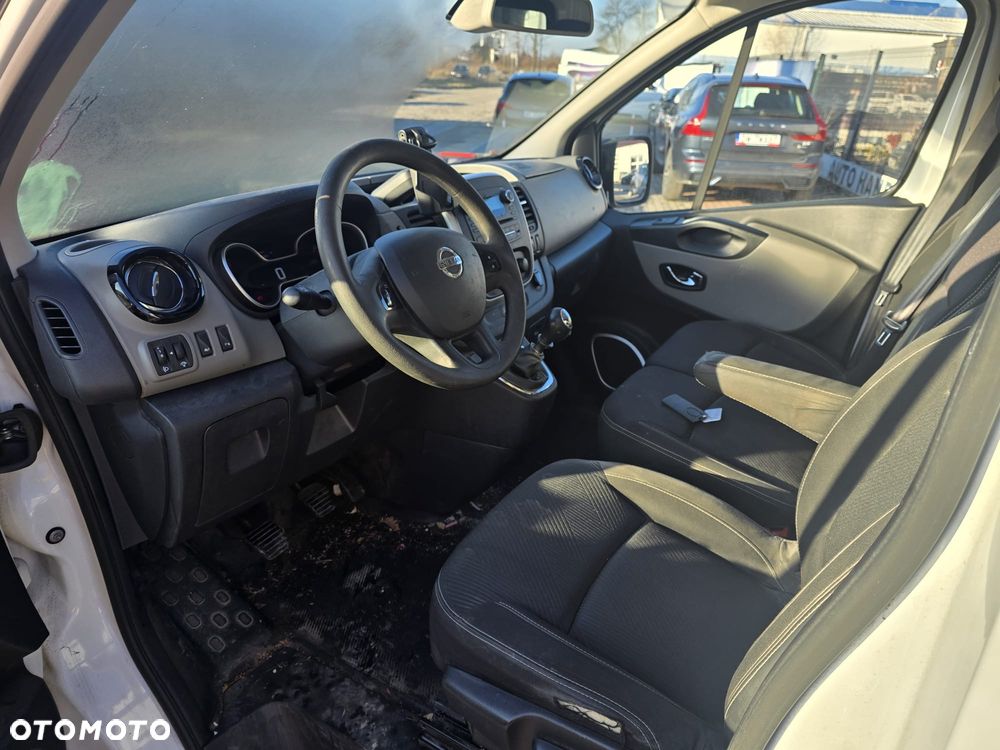 Nissan NV300 - 5