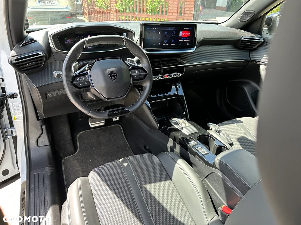 Peugeot 2008 - 7
