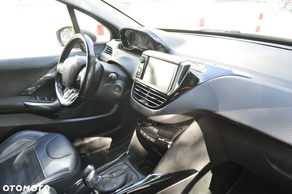 Peugeot 2008 - 6