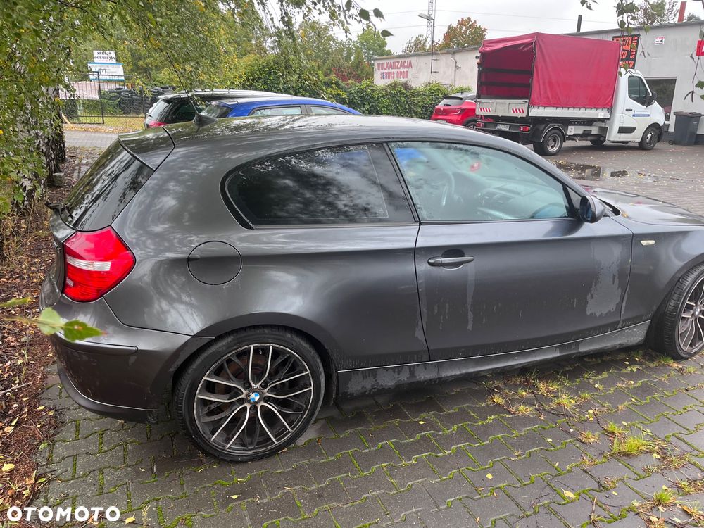 BMW Seria 1 120d - 4