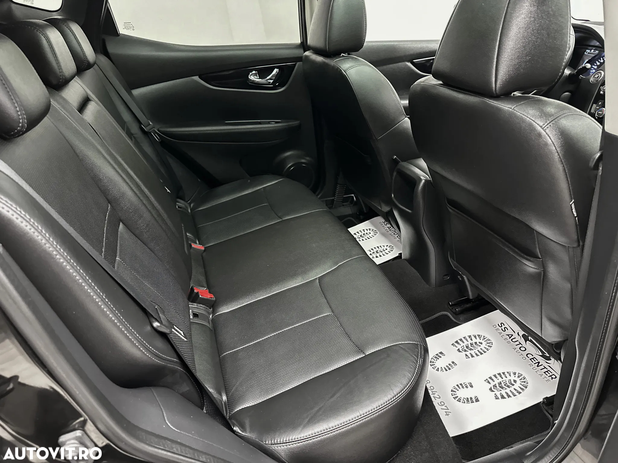 Nissan Qashqai 1.6 DCI Start/Stop Tekna - 16