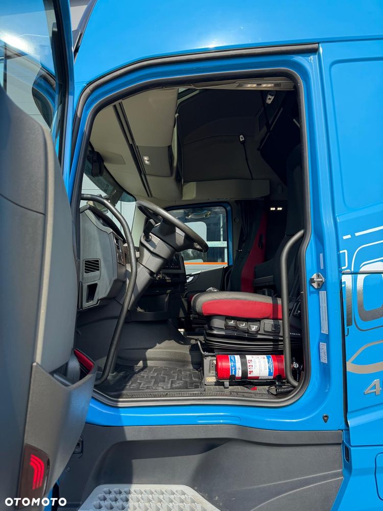 Volvo FH 460 // 2020 r. // Euro 6 // 6x2 // Laweta uniwersalna / platforma / transport maszyn / Nowa zabudowa ocynkowana !! Świeżo z Niemiec !! - 29