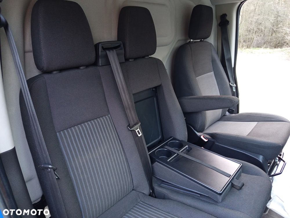 Ford Transit Custom - 8