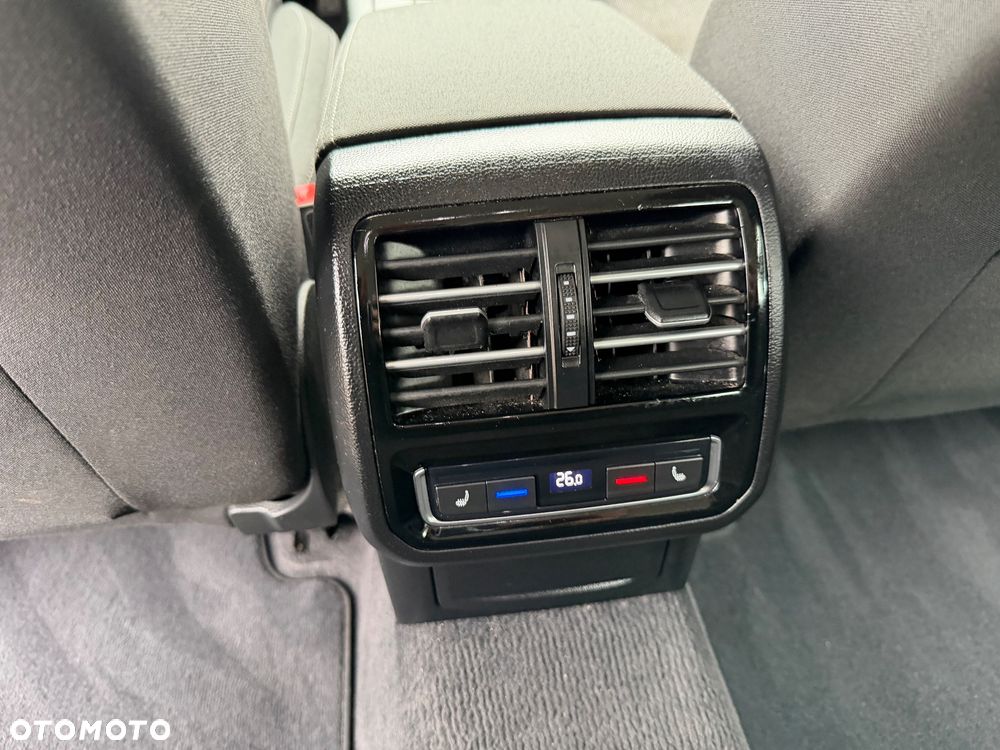 Volkswagen Passat 1.4 TSI ACT (BlueMotion Technology) DSG Comfortline - 16