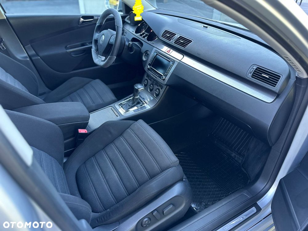 Volkswagen Passat 1.8 TSI DSG R-Line Edition Plus - 11